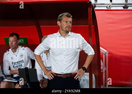 Murcia, Spagna. 12 ottobre 2024. KASPER HJULMAND ALLENATORE DANESE, CON LA NAZIONALE DANESE DURANTE LA PARTITA, Spagna contro Danimarca, partita internazionale della fase a gironi della UEFA Nations League, stadio Enrique Rocan, Nueva Condomina, Murcia, regione di Murcia, Spagna, 12 ottobre 2024. Crediti: Pascu Méndez/Alamy Live News Foto Stock