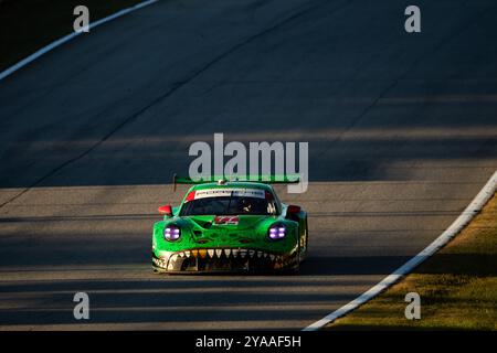 77 HEINRICH Laurin (deu), ANDLAUER Julien (fra), CHRISTENSEN Michael (dnk), AO Racing, Porsche 911 GT3 R, azione durante il Motul Petit le Mans 2024, 11° round del Campionato IMSA Sportscar 2024, dal 10 al 12 ottobre 2024 sul circuito Michelin Raceway Road Atlanta a Braselton, Georgia, Stati Uniti d'America - Photo Joao Filipe/DPPI Credit: DPPI News Live/Alamy Foto Stock