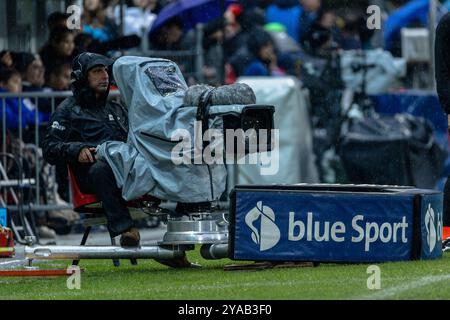 Aarau, Svizzera. 12 ottobre 2024. Aarau, Svizzera, 12 ottobre 2024: Pubblicità Blue Sport prima dell'amichevole tra FC Aarau e FC Schalke 04 al Bruegglifeld di Aarau, Svizzera. Philipp Kresnik (Philipp Kresnik/SPP) credito: SPP Sport Press Photo. /Alamy Live News Foto Stock