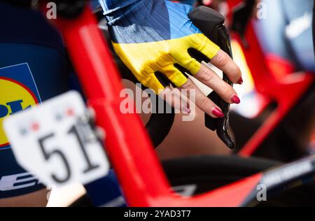 ARNHEM - Elynor Backstedt durante la 6a e ultima tappa della gara ciclistica Simac Ladies Tour. ANP IRIS VAN DEN BROEK Foto Stock