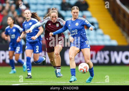 Birmingham, Regno Unito. 13 ottobre 2024. #30, Ruby Mace di Leicester City sul pallone durante la partita di Super League femminile tra Aston Villa Women e Leicester City Women a Villa Park, Birmingham, Inghilterra, il 13 ottobre 2024. Foto di Stuart Leggett. Solo per uso editoriale, licenza richiesta per uso commerciale. Non utilizzare in scommesse, giochi o pubblicazioni di singoli club/campionato/giocatori. Crediti: UK Sports Pics Ltd/Alamy Live News Foto Stock