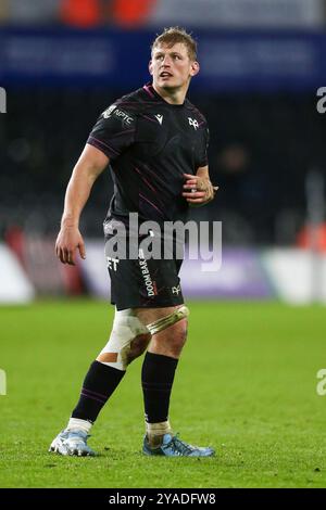 Swansea, Regno Unito. 12 ottobre 2024. Jac Morgan degli Ospreys durante il match Ospreys vs Bulls URC Rugby. Crediti: Gruffydd Thomas/Alamy Foto Stock