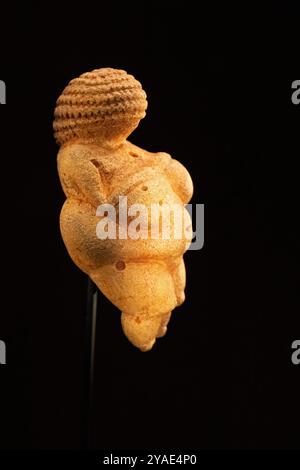 Vienna, Austria - 26 aprile 2024: Venere di Willendorf dal Museo Naturhistorisches Foto Stock