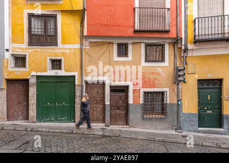 Calle Alfonso VIII a Cuenca, Castiglia–la Mancha, Spagna, Europa Foto Stock