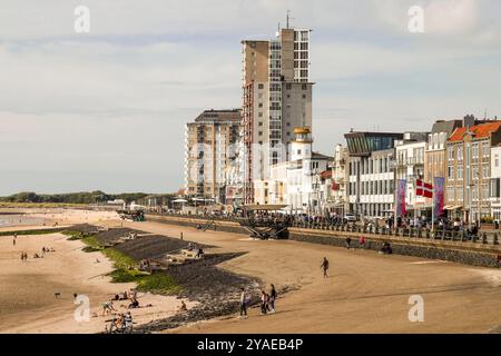 Boulevard e spiaggia della città di Vlissingen, nella provincia della Zelanda, nei Paesi Bassi. Foto Stock