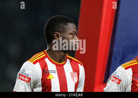 Issiaka Kamate durante la partita della Liga Portogallo tra squadre dello Sporting CP e AVS Futebol SAD all'Estadio Jose Alvalade (Maciej Rogowski) Foto Stock