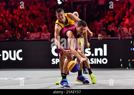 , - 13 OTTOBRE: Dejan Majstorovic - UB, Mihailo Vasic - Liman durante la finale FIBA 3x3 World Tour Amsterdam 2024 tra UB e Liman a Gasthouder il 13 ottobre 2024 ad Amsterdam, Paesi Bassi. (Foto di Edwin J.H. de Vries/Orange Pictures) credito: Orange Pics BV/Alamy Live News Foto Stock