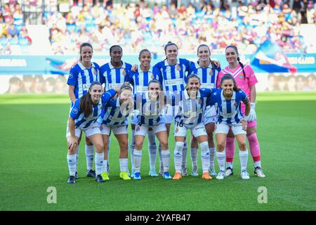 Barcellona, ESP. 13 ottobre 2024. FC BARCELONA VS RCD ESPANYOL. 13 ottobre 2024 giocatori dell'RCD Espanyol prima della partita tra FC Barcelona e RCD Espanyol corrispondente alla Liga F allo stadio Johan Cruyff di Barcellona, in Spagna, il 13 ottobre 2024. Crediti: Rosdemora/Alamy Live News Foto Stock