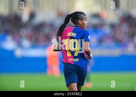 Barcellona, ESP. 13 ottobre 2024. FC BARCELONA VS RCD ESPANYOL. 13 ottobre 2024 Vicky Lopez del FC Barcelona durante la partita tra FC Barcelona e RCD Espanyol corrispondente alla Liga F allo stadio Johan Cruyff di Barcellona, in Spagna, il 13 ottobre 2024. Crediti: Rosdemora/Alamy Live News Foto Stock