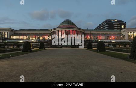 Sint-Joost-ten-Noode, Belgio, 11 26 2017: I giardini botanici a crepuscolo, Europa Foto Stock