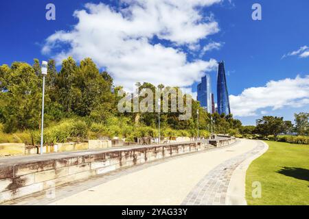 SYDNEY, AUSTRALIA, 3 DICEMBRE 2023: L'area di Barangaroo Reserve di Sydney vicino alle Rocks a Sydney, nuovo Galles del Sud, Australia, Oceania Foto Stock