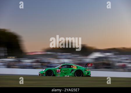 77 HEINRICH Laurin (deu), ANDLAUER Julien (fra), CHRISTENSEN Michael (dnk), AO Racing, Porsche 911 GT3 R, azione durante il Motul Petit le Mans 2024, 11° round del Campionato IMSA Sportscar 2024, dal 10 al 12 ottobre 2024 sul circuito Michelin Raceway Road Atlanta a Braselton, Georgia, Stati Uniti d'America - Photo Joao Filipe/DPPI Credit: DPPI News Live/Alamy Foto Stock