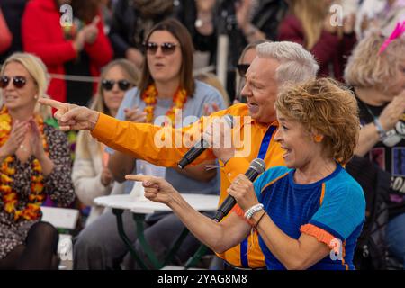 Mainz Schlagerduo Cliff und Rexonah beim Auftritt am 15.09.2024 in Mainz beim ZDF-Fernsehgarten *** Mainz Schlager duo Cliff e Rexonah in esecuzione il 15 09 2024 a Magonza presso ZDF Fernsehgarten Copyright: XEibner-Pressefoto/GerhardxWingenx EP GWR Foto Stock
