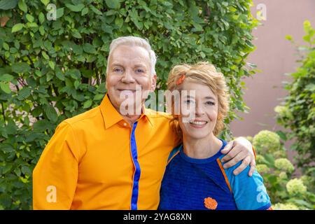 Mainz Schlagerduo Cliff und Rexonah beim Auftritt am 15.09.2024 in Mainz beim ZDF-Fernsehgarten *** Mainz Schlager duo Cliff e Rexonah in esecuzione il 15 09 2024 a Magonza presso ZDF Fernsehgarten Copyright: XEibner-Pressefoto/GerhardxWingenx EP GWR Foto Stock