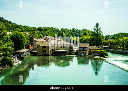 Fiume a valeggio sul mincio vicino a Mantova Foto Stock