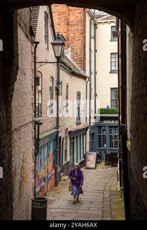 Regno Unito, Inghilterra, Shropshire, Shrewsbury, The Square, vecchi edifici a Gullett Passage Foto Stock