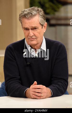 Roma, Lazio. 14 ottobre 2024. Rupert Everett durante la trasmissione televisiva i fatti Vostri. Roma (Italia), 14 ottobre 2024 credito: massimo insabato/Alamy Live News Foto Stock