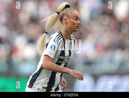 Torino, Italia, 13 ottobre 2024. Alisha Lehmann della Juventus durante la partita di serie A femminile all'Allianz Stadium di Torino. Il credito immagine dovrebbe essere: Jonathan Moscrop / Sportimage Foto Stock