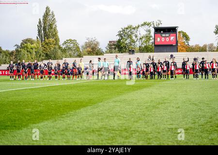 Rotterdam, Paesi Bassi. 13 ottobre 2024. Rotterdam - giocatori durante la partita tra il Feyenoord V1 contro AZ V1 a Nieuw Varkenoord il 13 ottobre 2024 a Rotterdam, Paesi Bassi. Credito: Foto Box to Box/Alamy Live News Foto Stock