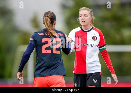 Rotterdam, Paesi Bassi. 13 ottobre 2024. Rotterdam - Maruschka Waldus del Feyenoord V1 durante la partita tra Feyenoord V1 e AZ V1 a Nieuw Varkenoord il 13 ottobre 2024 a Rotterdam, Paesi Bassi. Credito: Foto Box to Box/Alamy Live News Foto Stock