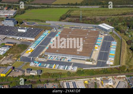 Luftbild, Amazon Logistik im Gewerbegebiet Brauckstraße, container Parkplatz, Rüdinghausen, Witten, Ruhrgebiet, Nordrhein-Westfalen, Deutschland ACHTUNGxMINDESTHONORARx60xEURO *** Vista aerea, logistica Amazon nella zona industriale di Brauckstraße, parcheggio container, Rüdinghausen, Witten, zona della Ruhr, Renania settentrionale-Vestfalia, Germania ATTENTIONxMINDESTHONORARx60xEURO Foto Stock