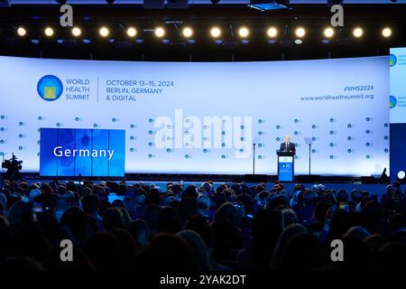 Berlino, Germania. 14 ottobre 2024. Il Cancelliere federale (SPD) Olaf Scholz parla alla conferenza "World Health Summit" presso il Marriott Hotel. Credito: Annette Riedl/dpa/Alamy Live News Foto Stock