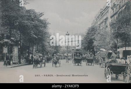 Fotografia d'epoca di Boulevard Montmartre. Parigi, Francia. 1900-1905 il Boulevard Montmartre è uno dei quattro grands Boulevard di Parigi. Fu costruito nel 1763. Contrariamente a ciò che il suo nome può suggerire, la strada non è situata sulle colline di Montmartre. È il più orientale dei grandi viali. Foto Stock