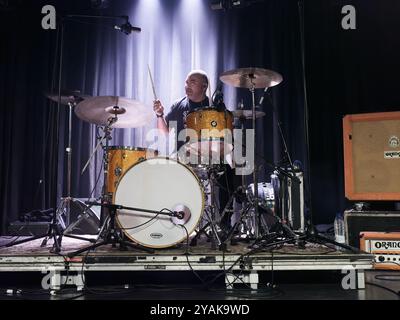 Sigmund Wilder durante il loro concerto a la 2 Apolo, Barcellona, Spagna. Foto di Mariano Anton. Sigmund Wilder es una banda de pop-rock / New Wave Surg Foto Stock