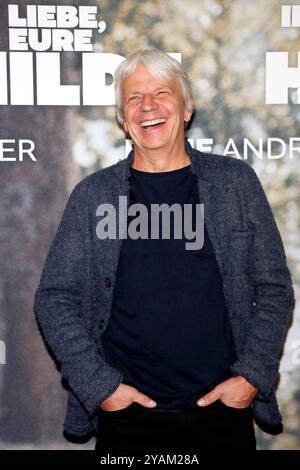 In Liebe, Eure Hilde , Filmpremiere im Kino in der Kulturbrauerei, Berlino, 14.10.2024 Andreas Dresen bei der Premiere von IN LIEBE, EURE HILDE im Kino in der Berliner Kulturbrauerei, Berlino AM 14.10.2024 Berlin Kino in der Kulturbrauerei *** in Liebe, Eure Hilde 2024 Berlino il 14 10 2024 Berlin Kino in der Kulturbrauerei Copyright: xAnitaxBuggex Foto Stock