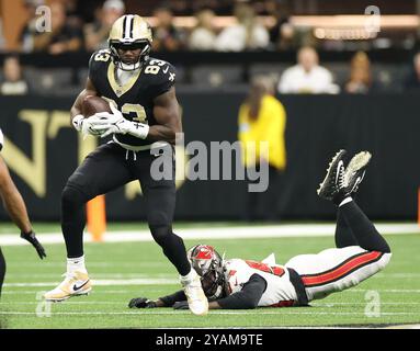 New Orleans, Stati Uniti. 13 ottobre 2024. Durante una gara della National Football League al Caesars Superdome domenica 13 ottobre 2024 a New Orleans, Louisiana. (Foto di Peter G. Forest/Sipa USA) credito: SIPA USA/Alamy Live News Foto Stock