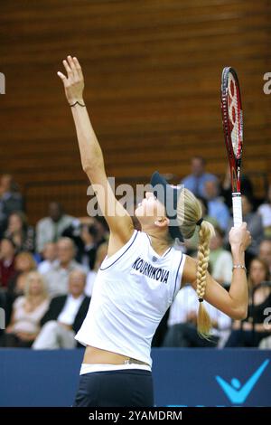 Anna Kournikova durante il torneo di tennis dell'Advanta World Team Smash Hits presso l'Università di Villanova, Pennsylvania, 10 ottobre 2007. Credito: Scott Weiner/MediaPunch Foto Stock