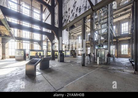 Museo storico-tecnico, paesaggio Monumento a Peenemuende. I nazionalsocialisti svilupparono armi da guerra presso il centro di test militare HVP durante il Th Foto Stock