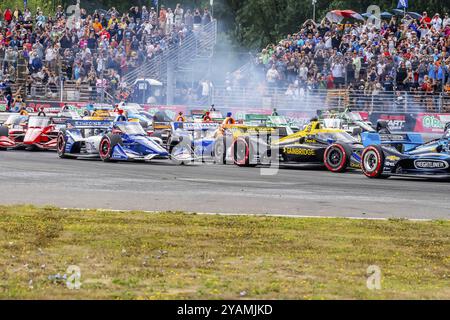 3 settembre 2023-Portland, OR: Il pilota della INDYCAR Series, ALEX PALOU (10) di Barcellona, Spagna, corre attraverso le curve durante il Gran Premio di po Bitnile.com Foto Stock