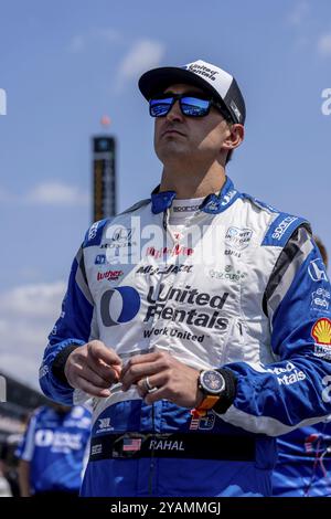 Il pilota di INDYCAR, GRAHAM RAHAL (15) di New Albany, Ohio e il suo team Rahal Letterman Lanigan Racing Honda, si preparano a qualificarsi per la 500 a di Indianapolis Foto Stock