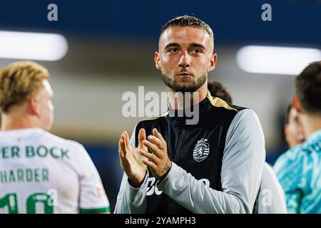 Estoril, Portogallo. 27 settembre 2024. Zeno Debast (Sporting CP) visto durante la partita della Liga Portogallo tra squadre di GD Estoril Praia e Sporting CP all'Estadio Antonio Coimbra da Mota. Punteggio finale; GD Estoril Praia 0:3 Sporting CP credito: SOPA Images Limited/Alamy Live News Foto Stock