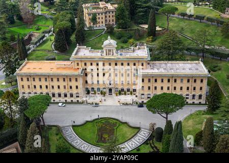 ROMA, VATICANO - 9 MARZO 2023: Si tratta di una vista aerea del Palazzo del Governatore nell'enclave. Foto Stock