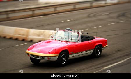 Una Lotus Elan Sprint al Coventry Motofest 2024 a Coventry, Regno Unito Foto Stock