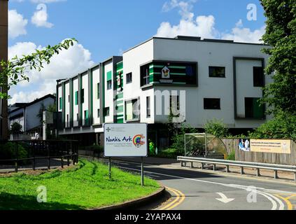 Ronald McDonald House Charities, una struttura per famiglie con bambini malati, Noah’s Ark Children’s Hospital, UHW, Heath Park Cardiff. Foto Stock