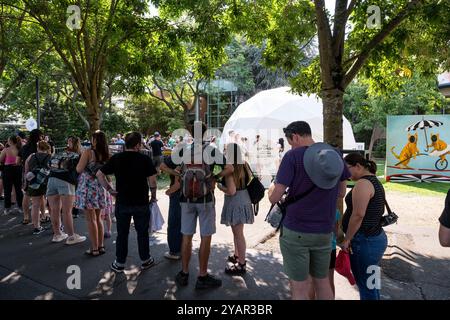 Seattle, Stati Uniti. 1 settembre 2024. Scene del festival musicale internazionale Bumbershoot del fine settimana. L'iconico festival di musica e arte attira migliaia di persone Foto Stock