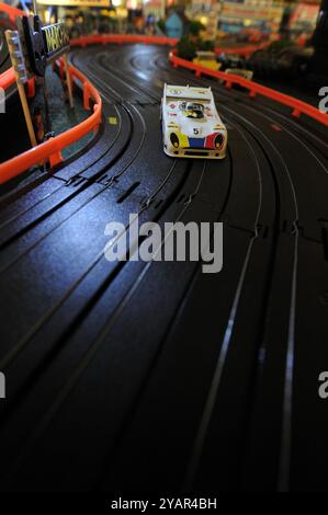 Corse di slot car in scala HO Foto Stock