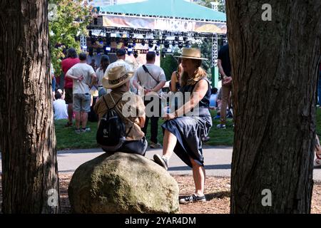 Seattle, Stati Uniti. 1 settembre 2024. Scene del festival musicale internazionale Bumbershoot del fine settimana. L'iconico festival di musica e arte attira migliaia di persone Foto Stock