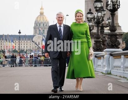 Parigi, Francia. 15 ottobre 2024. %Item il Pont Alexandre III a Parigi, il secondo giorno della visita ufficiale di stato della coppia reale belga in Francia, martedì 15 ottobre 2024. La coppia reale belga è in visita di tre giorni in Francia. BELGA PHOTO BENOIT DOPPAGNE credito: Belga News Agency/Alamy Live News Foto Stock