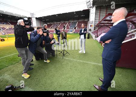 Tynecastle Park Edinburgh.Scotland.UK.15 ottobre 24 Hearts Press Conference for New Head Coach, Neil Critchley. Crediti: eric mccowat/Alamy Live News Foto Stock