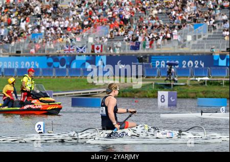 Parigi. Francia. 6 settembre 2024. Parigi 2024 Giochi paralimpici. Paracanoe. Stadio Olimpico Nautico. Parigi. Hope Gordon (GBR) alle Para Canoe Heats durante le Paralimpiadi di Parigi del 2024 allo Stadio Nautico Olimpico, Francia. Foto Stock