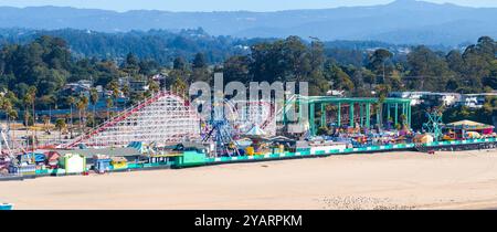 Vista aerea del lungomare di Santa Cruz e del parco divertimenti Foto Stock