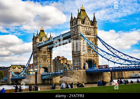 Il Tower Bridge di Londra. Regno Unito Foto Stock