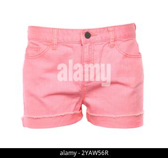 Un paio di jeans shorts da donna isolati su sfondo bianco. Anteriore. Foto Stock