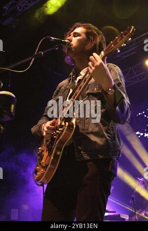 Hozier (Andrew Hozier-Byrne) si esibisce all'o2 Academy di Newcastle il 22 maggio 2015 Foto Stock