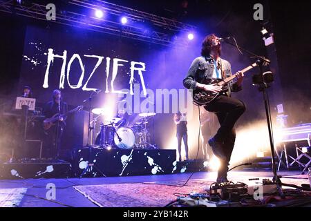 Hozier (Andrew Hozier-Byrne) si esibisce all'o2 Academy di Newcastle il 22 maggio 2015 Foto Stock