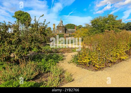 The Garden Cottage presso RHS Garden Bridgewater Gardens, Worsley a Salford, Greater Manchester, Inghilterra, Regno Unito Foto Stock